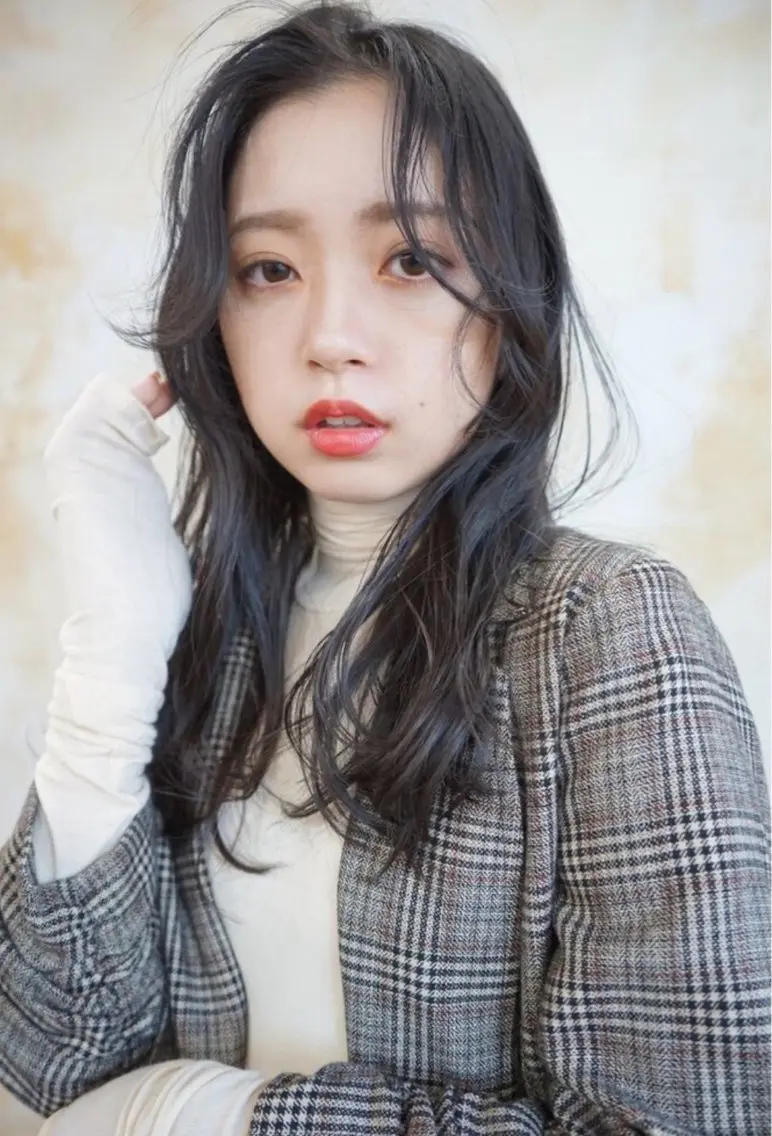ロング 北川 実織のヘアスタイル