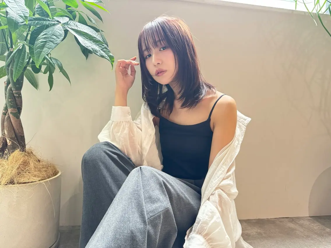 ミディアム カラー レイヤーカット 夜23時まで予約🉑 reverieあきらのヘアスタイル