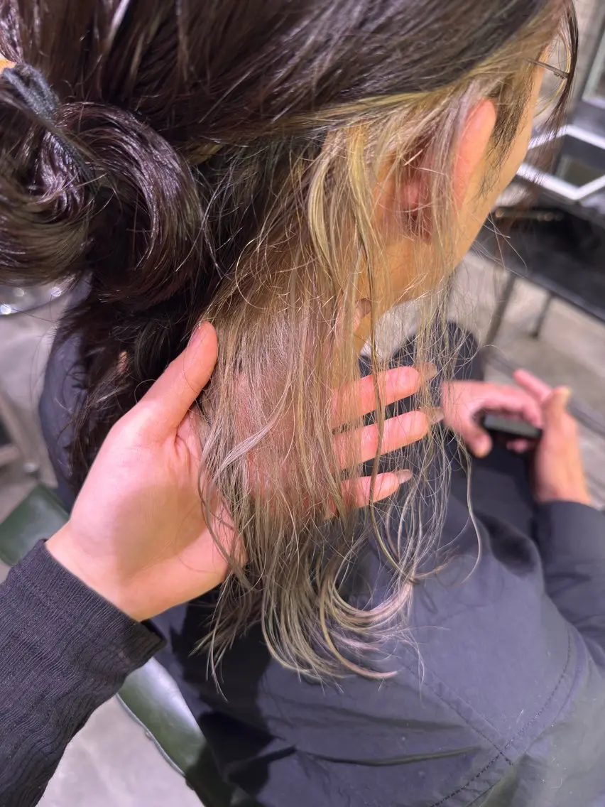カラー UMM 【れいな】のヘアスタイル