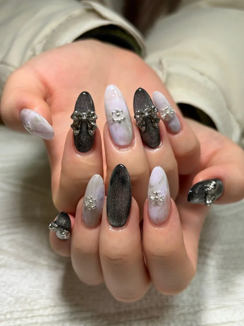 ネイル 長さ出し マグネットネイル 大理石ネイル(マーブル) ハンドネイル Ulu Nail 🌱MOMOKAのネイルデザイン