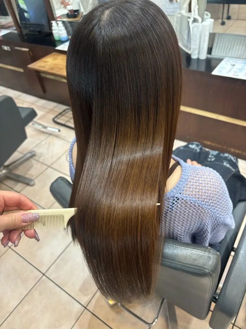 ロング カラー 髪質改善 トリートメント カット 縮毛矯正 トリートメント Zina天王寺 CHIAKIのヘアスタイル