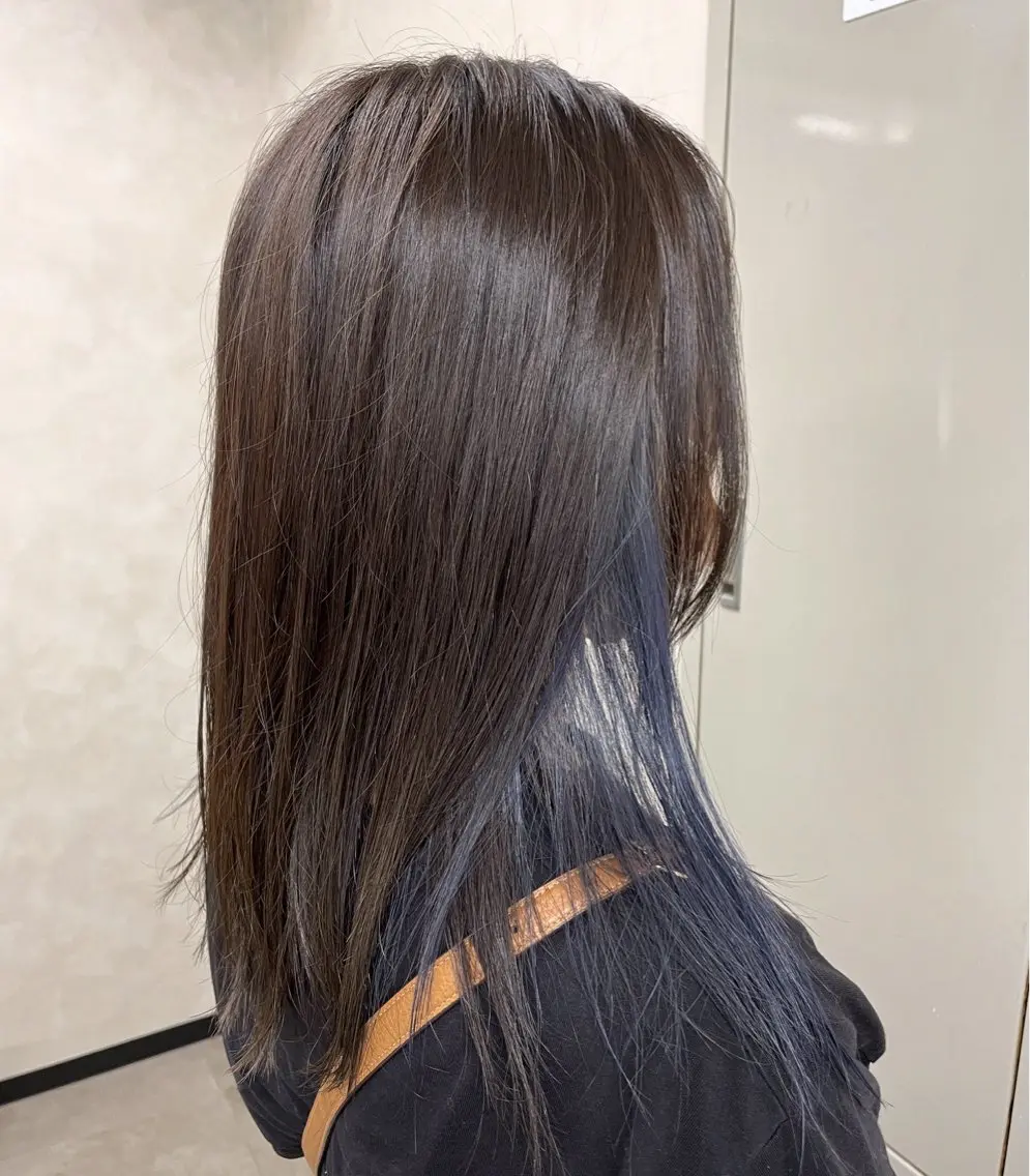 カット➕イヤリングカラー(ブリーチ込)➕3stepトリートメントの写真
