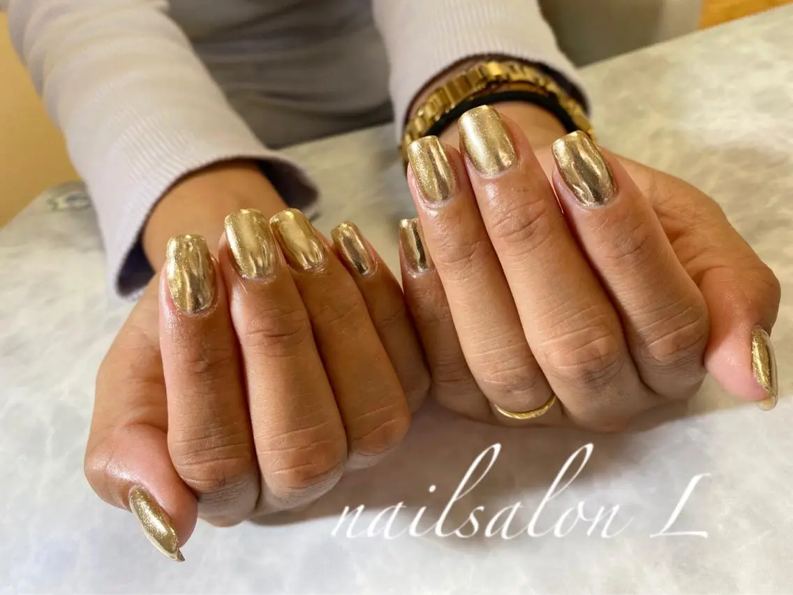 ネイル ミラーネイル NAILSALON Ｌのネイルデザイン