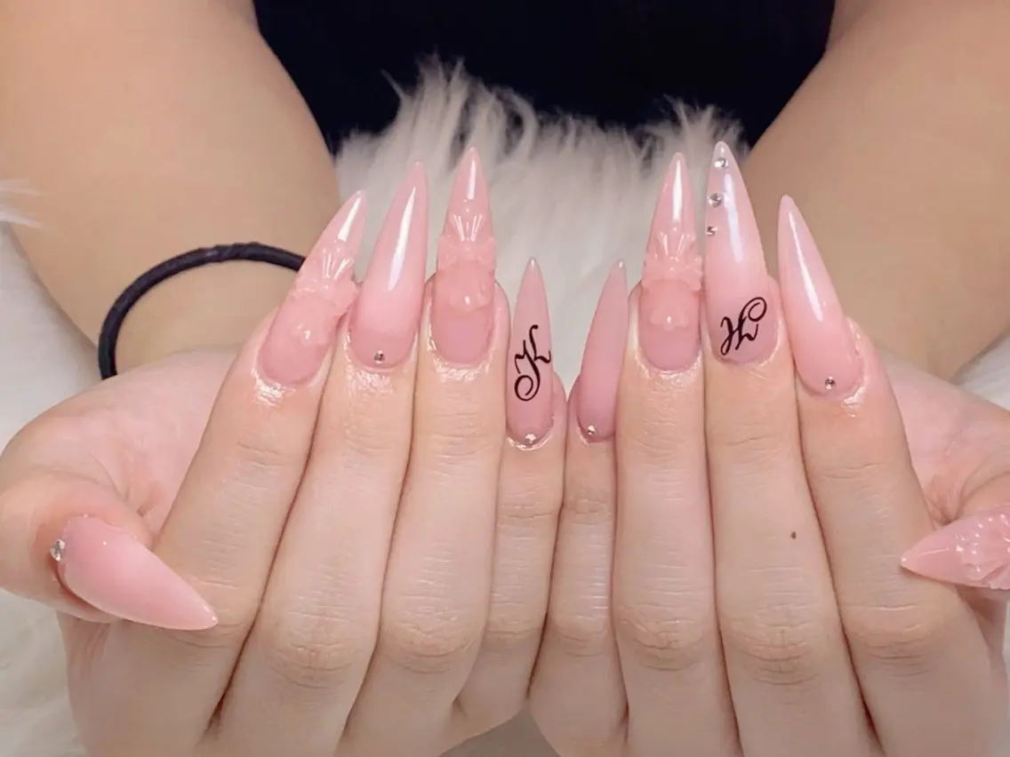 ネイル アートネイル ボルドー フレンチネイル ジェルネイル 氷ネイル・うるうるネイル ハンドネイル Yuki Nailsalonのネイルデザイン