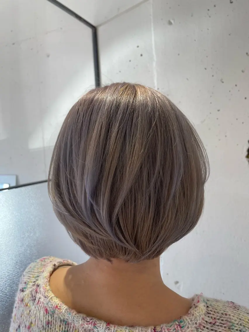 ショート カラー 鈴木 かすみのヘアスタイル