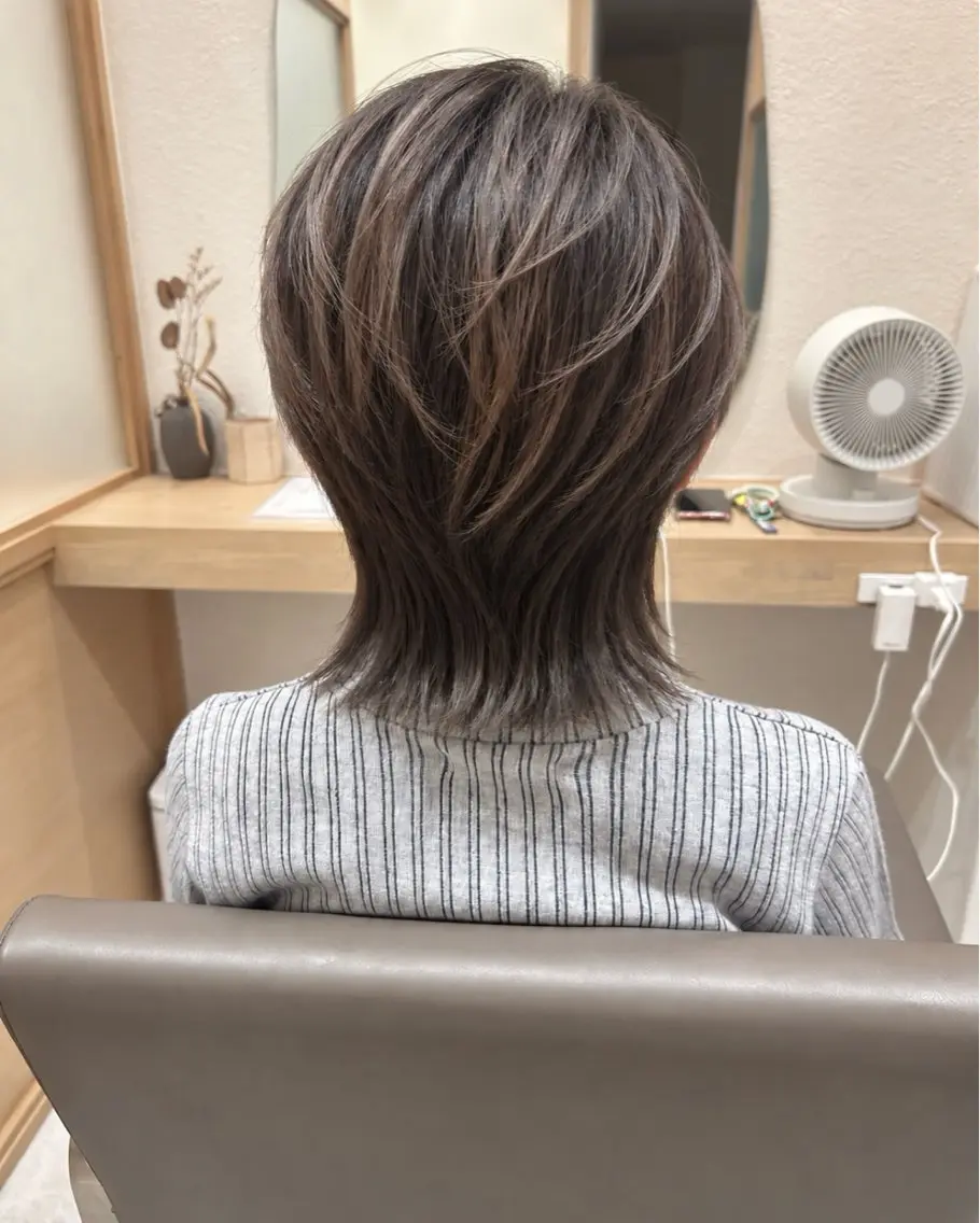ショート カラー 髪質改善 ウルフカット カット トリートメント ヘッドスパ 久木原 ゆりのヘアスタイル