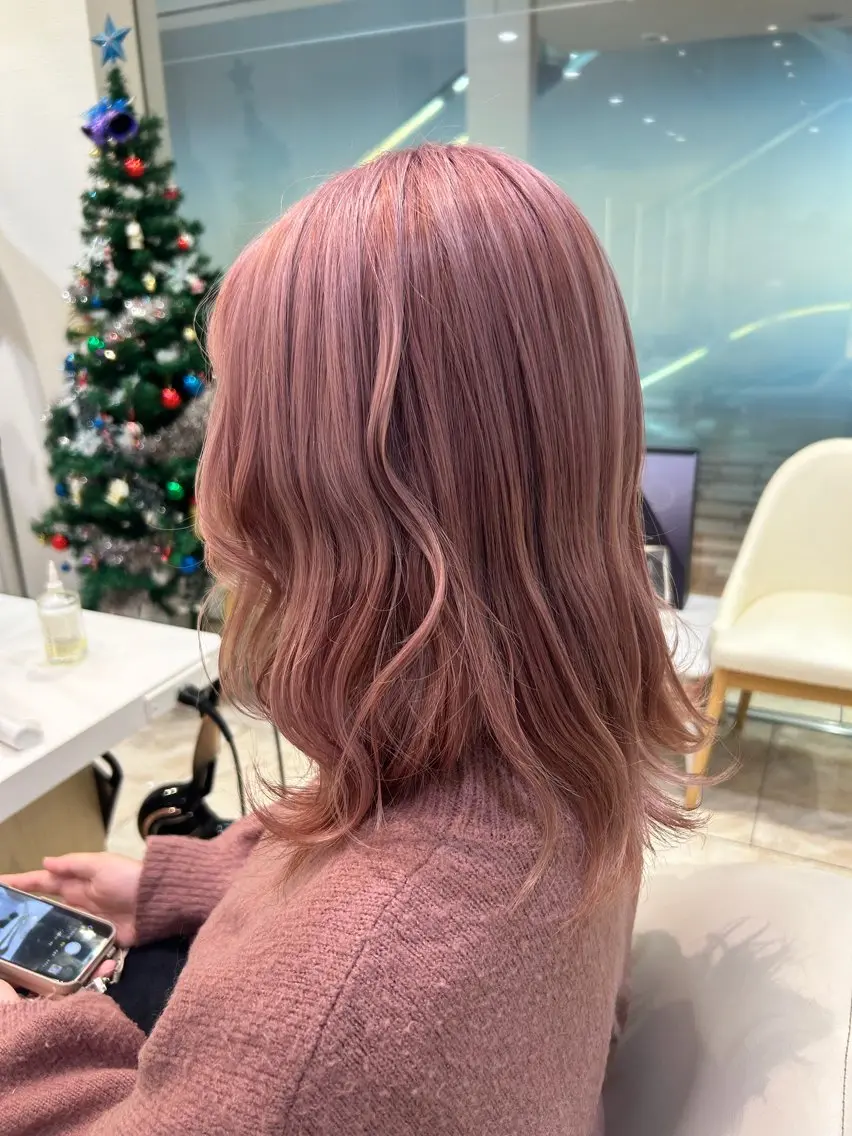 ミディアム カラー 暖色カラー🍒/ 艶出し/りなのヘアスタイル