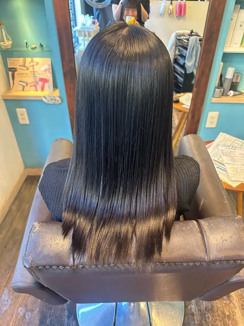 ロング 縮毛矯正 縮毛矯正 安達 望のヘアスタイル