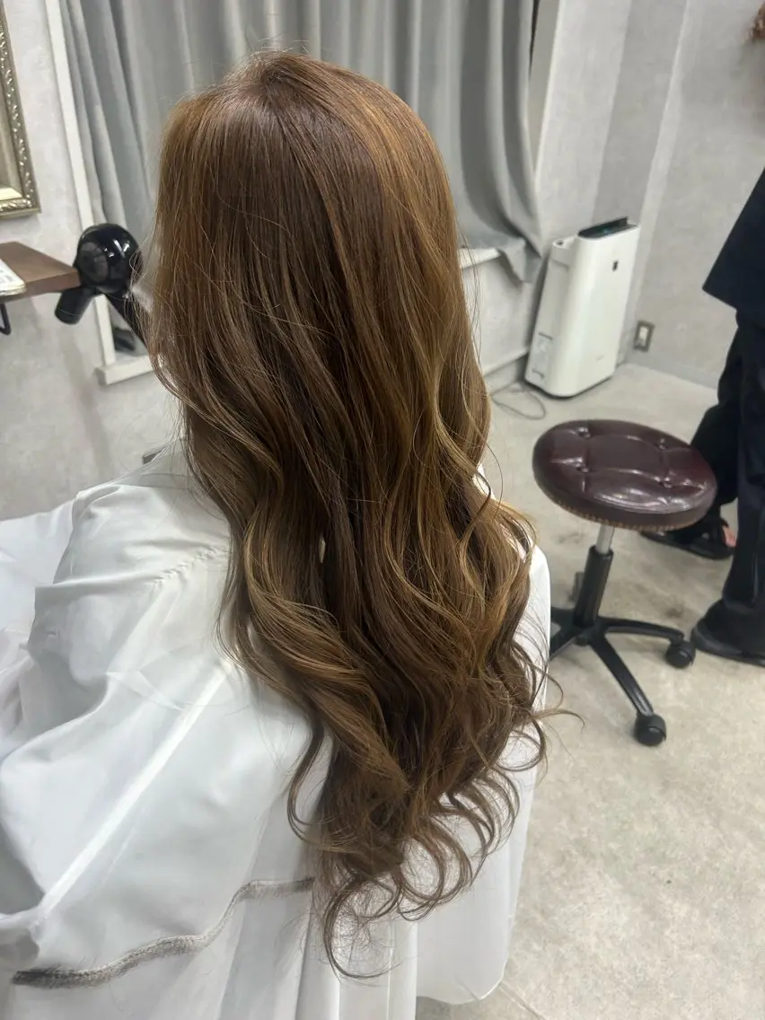 ロング カラー Lien 深井店のヘアスタイル