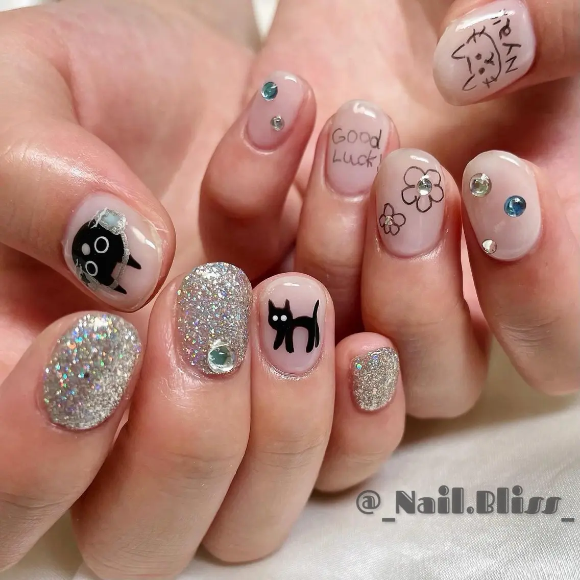 ネイル 持ち込み ハンドネイル NAIL BLISSのネイルデザイン