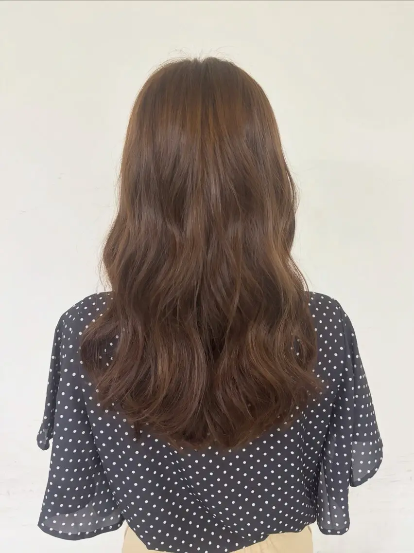 セミロング カラー ヘアカラー トリートメント 井上 陸のヘアスタイル