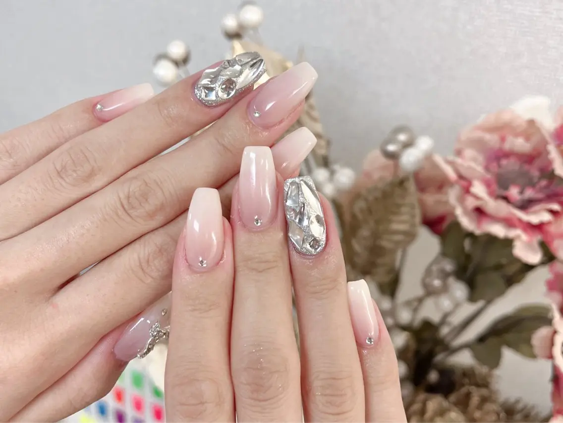ネイル Glow Nail スカルプ専門店のネイルデザイン