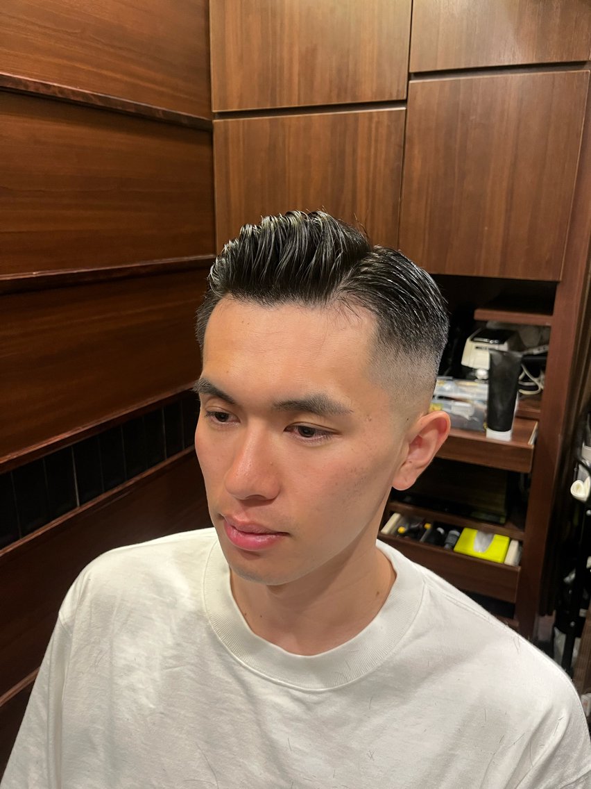 メンズ ヒロ銀座川崎 志田健介のヘアスタイル