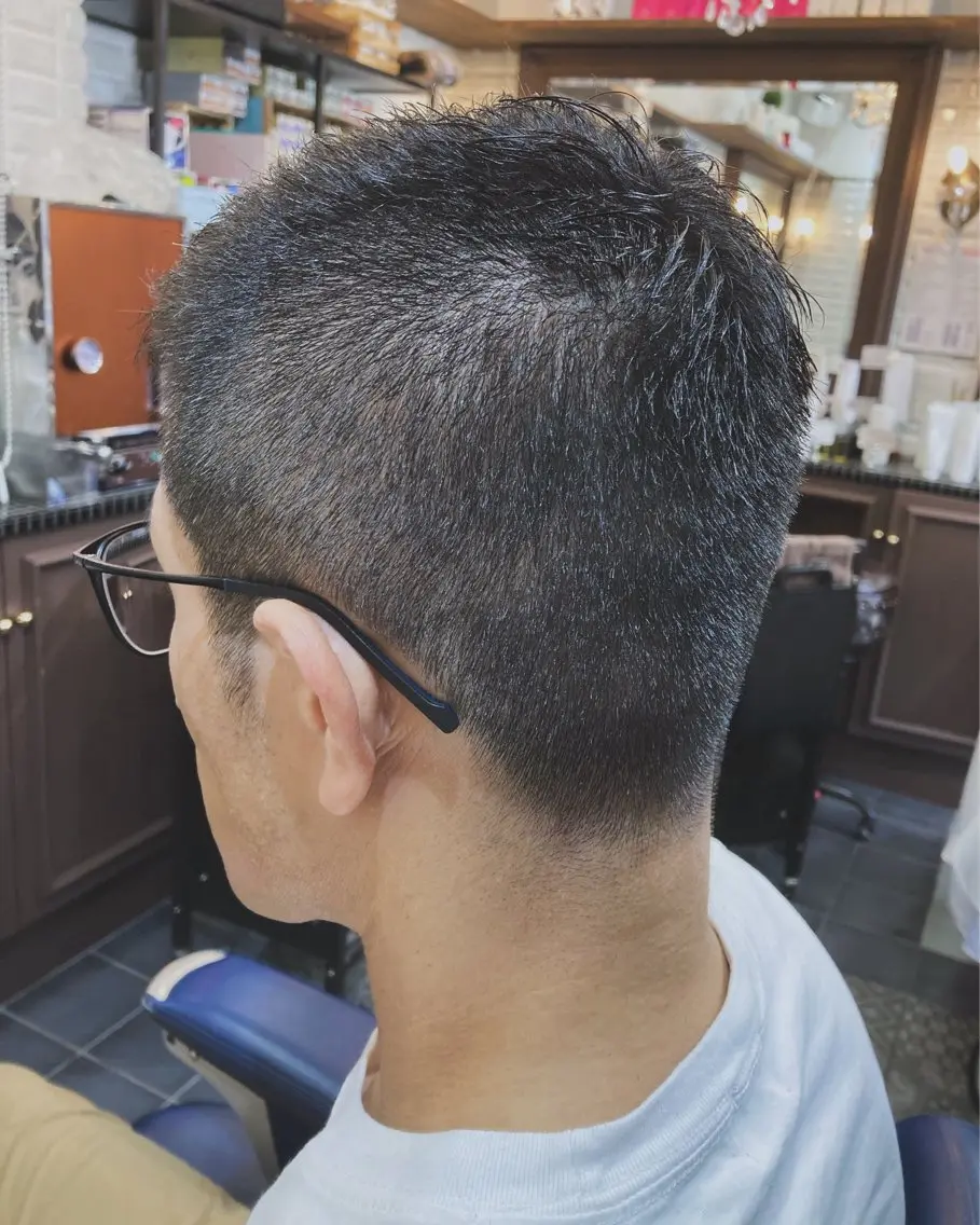 ショート メンズ モヒカン ショートヘア カット ルピナス中田店長 山口大地のヘアスタイル