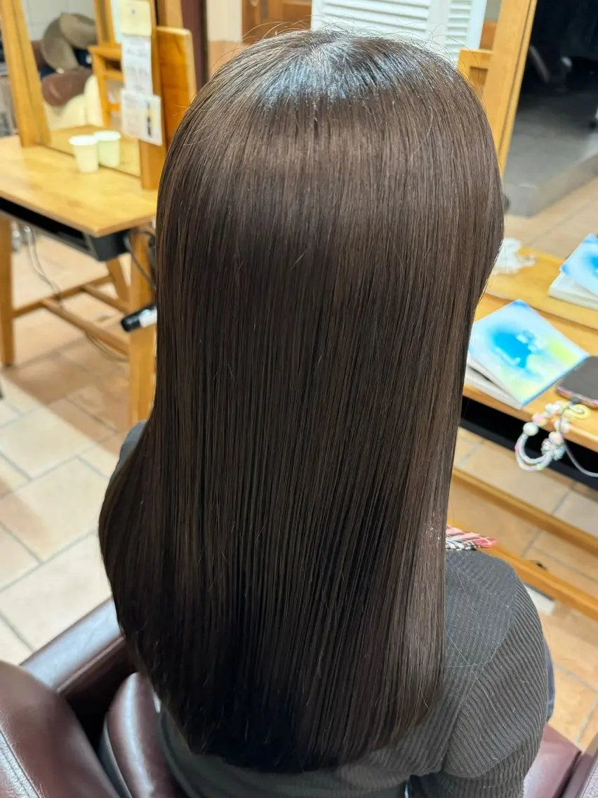 ❤️1​〜​3回目ご来店の方❤️レディースカット＋透明感カラー＋Aujua4stepトリートメントの写真