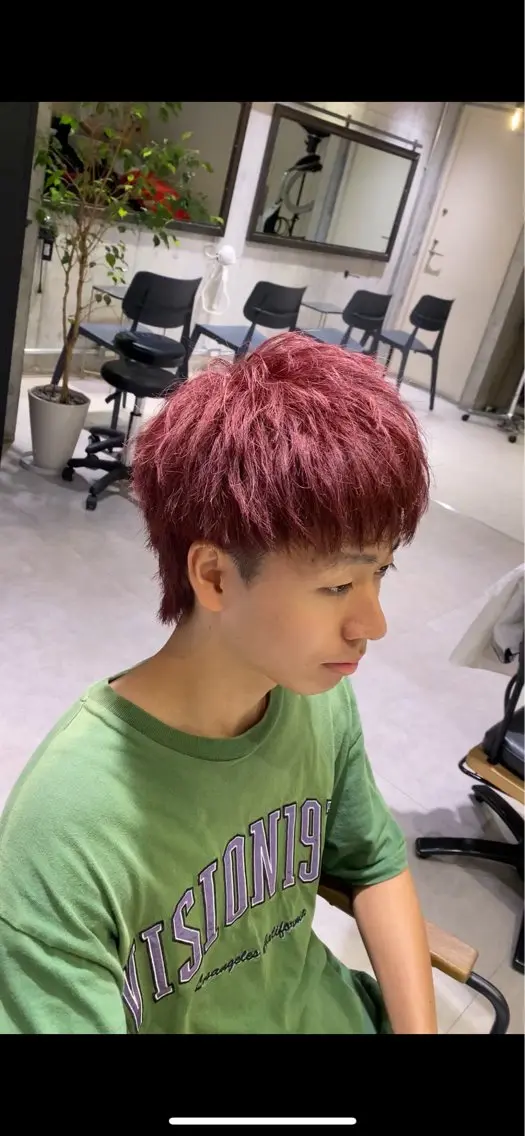 ショート カラー メンズ レッドカラー 【メンズカット】 富塚　瑠士のヘアスタイル