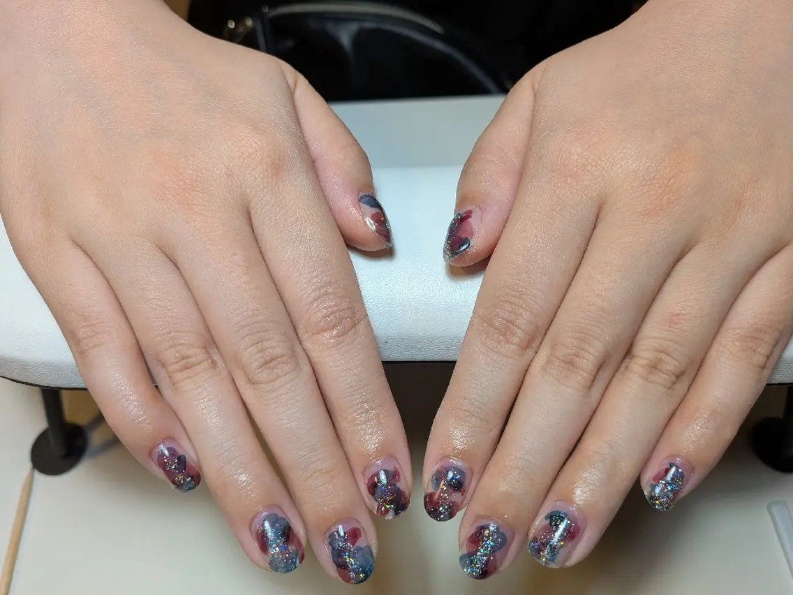 6月土日限定!オフあり💅ラメグラ/ワンカラー/マグネット/ミラーから選択💖 (大きいパーツ不可)の写真