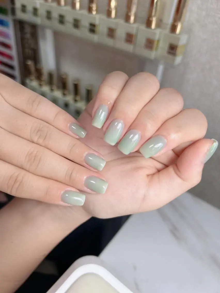 ネイル ハンドネイル Swan Nail Salonのネイルデザイン