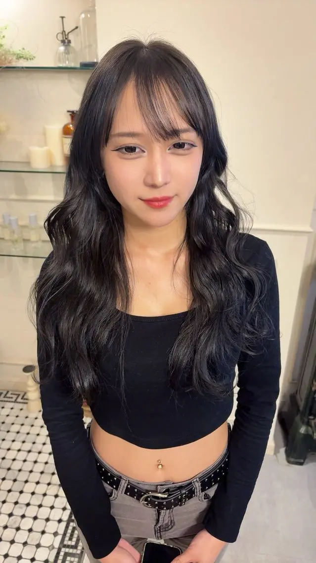 ロング カラー ヘアカラー Konomura Neneのヘアスタイル