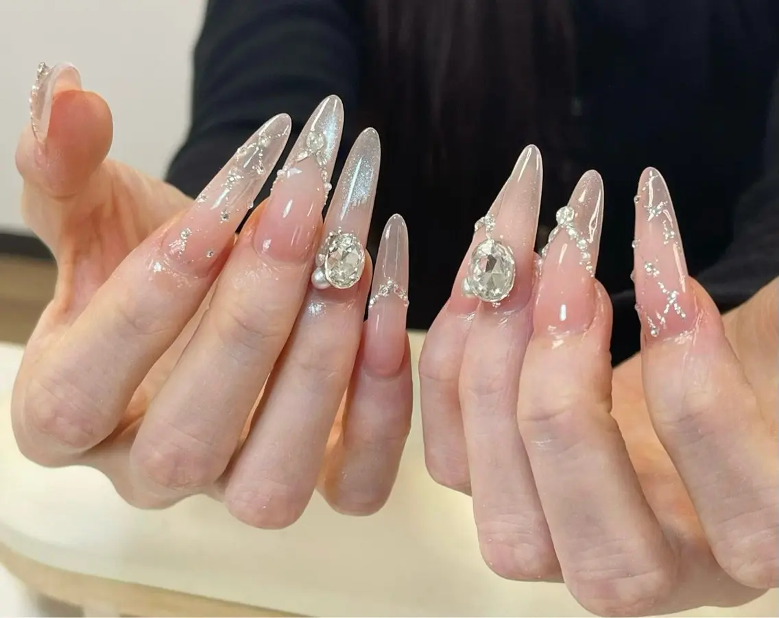 ネイル Lena Sakai nailのネイルデザイン