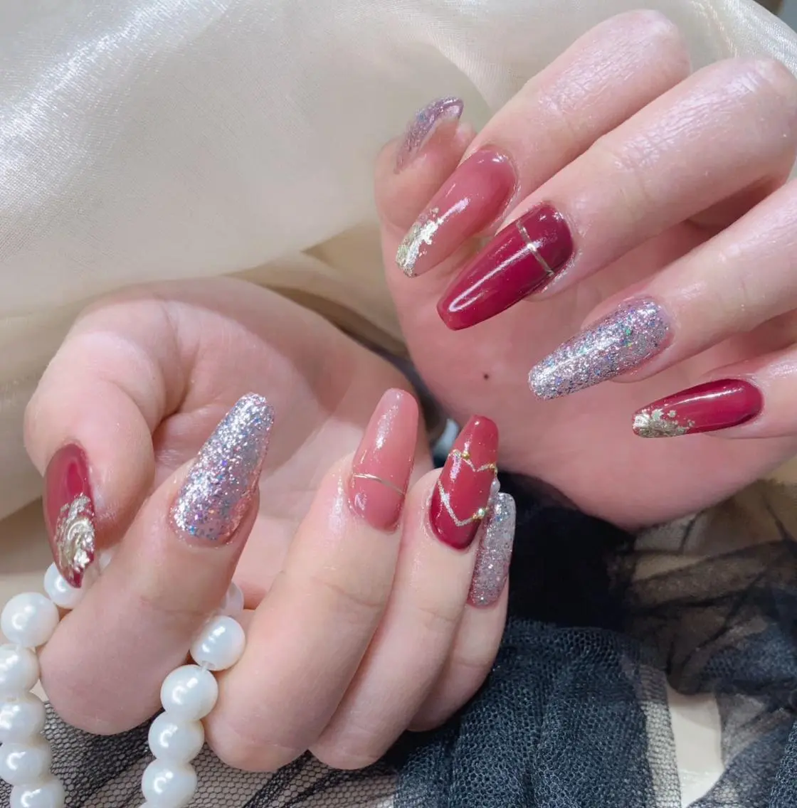 ネイル Queens PUPUのネイルデザイン