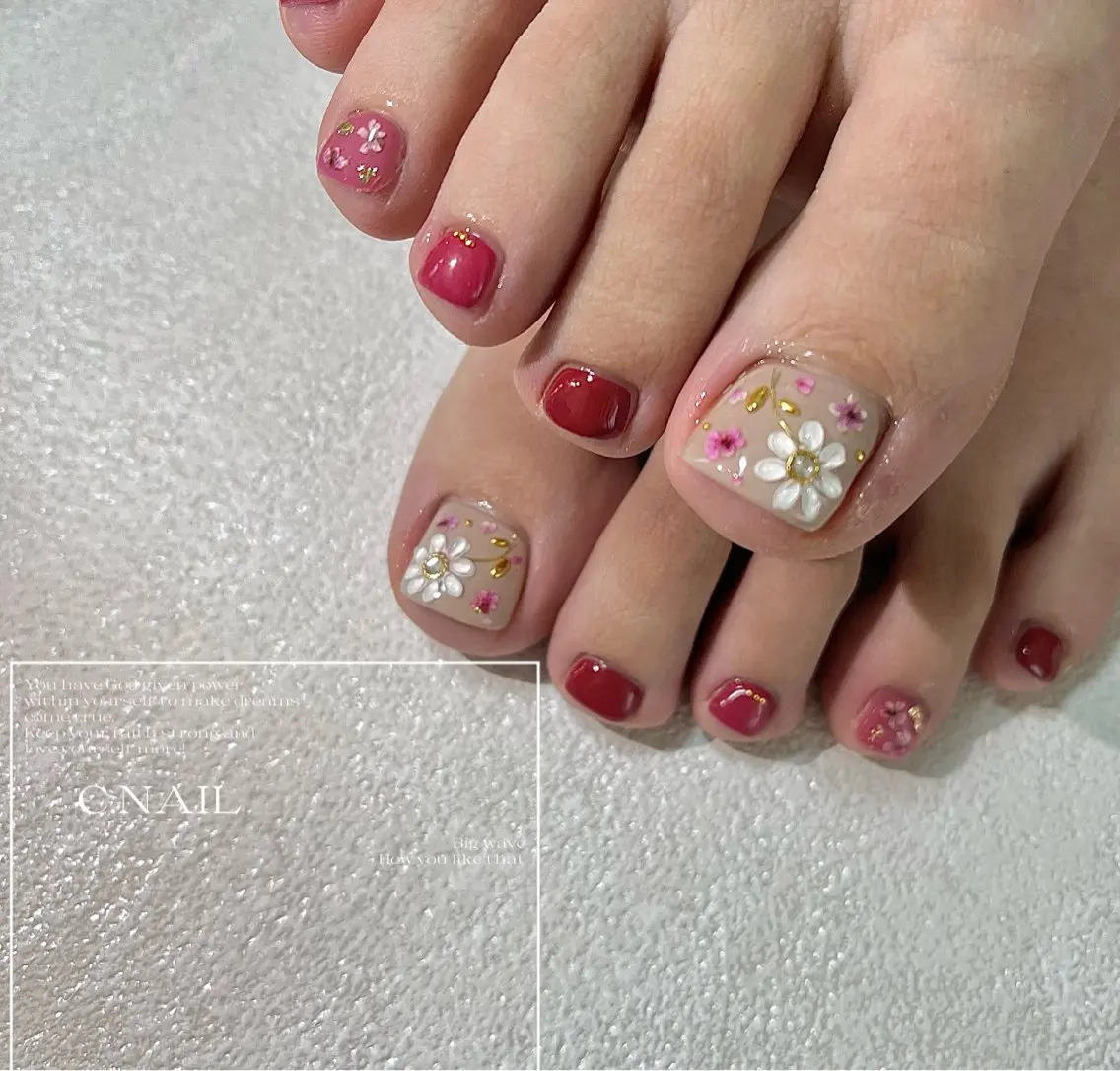 ネイル フットネイル C.Nail &Eyeのネイルデザイン