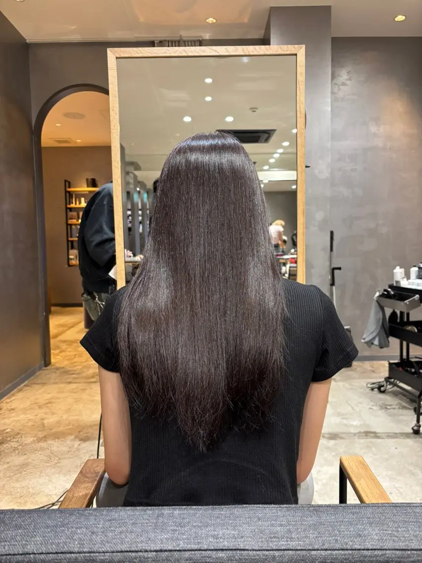 セミロング ヘアカラー 冨村 航希のヘアスタイル
