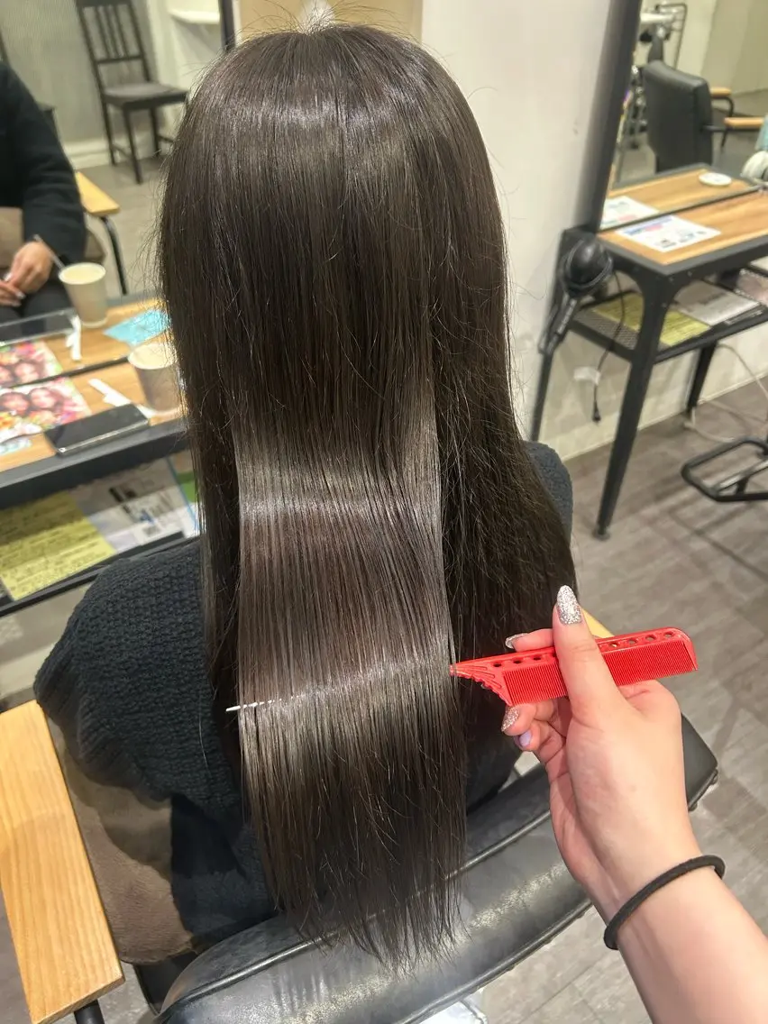 💡似合せカット+縮毛矯正+美潤トリートメント(酸性ストレート🉑)の写真