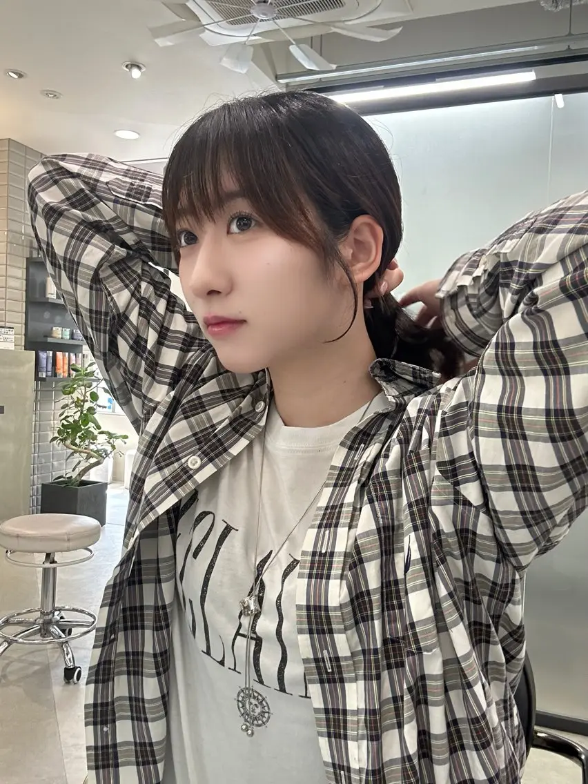 セミロング カラー ベージュカラー ブリーチ ブラウンカラー ブラウンベージュ 透明感カラー カット ヘアカラー 透明感カラー Nau🎀のヘアスタイル