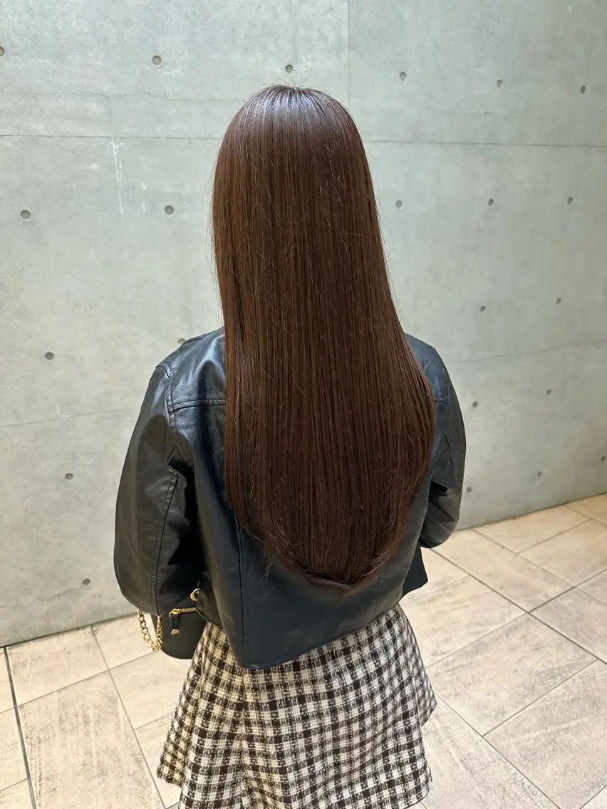 ロング カラー ブラウンカラー チョコレートブラウン 透明感カラー 髪質改善 トリートメント 【美髪矯正 /髪質改善】RINのヘアスタイル