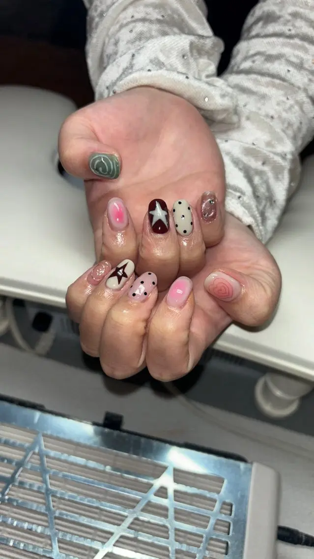 ネイル ハンドネイル Lily Nailのネイルデザイン