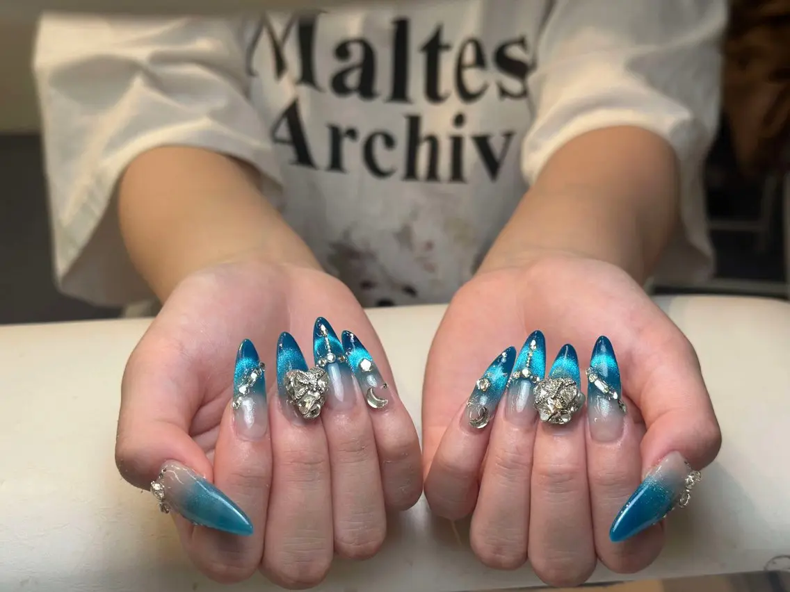 ネイル アートネイル ジェルネイル Nie Nail Shinokuboのネイルデザイン