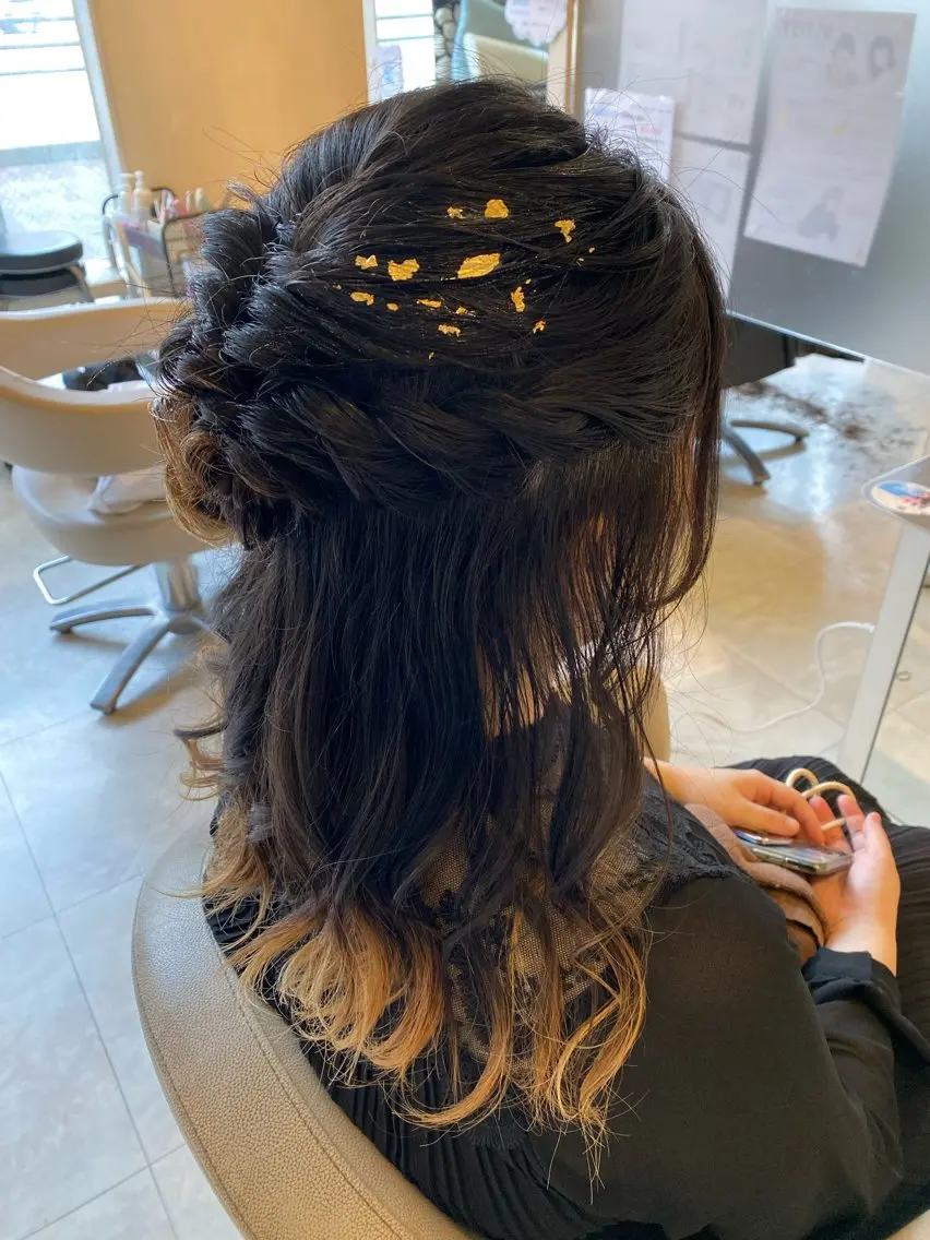 ヘアアレンジ ハーフアップ ヘアセット 岡田 奈々のヘアスタイル