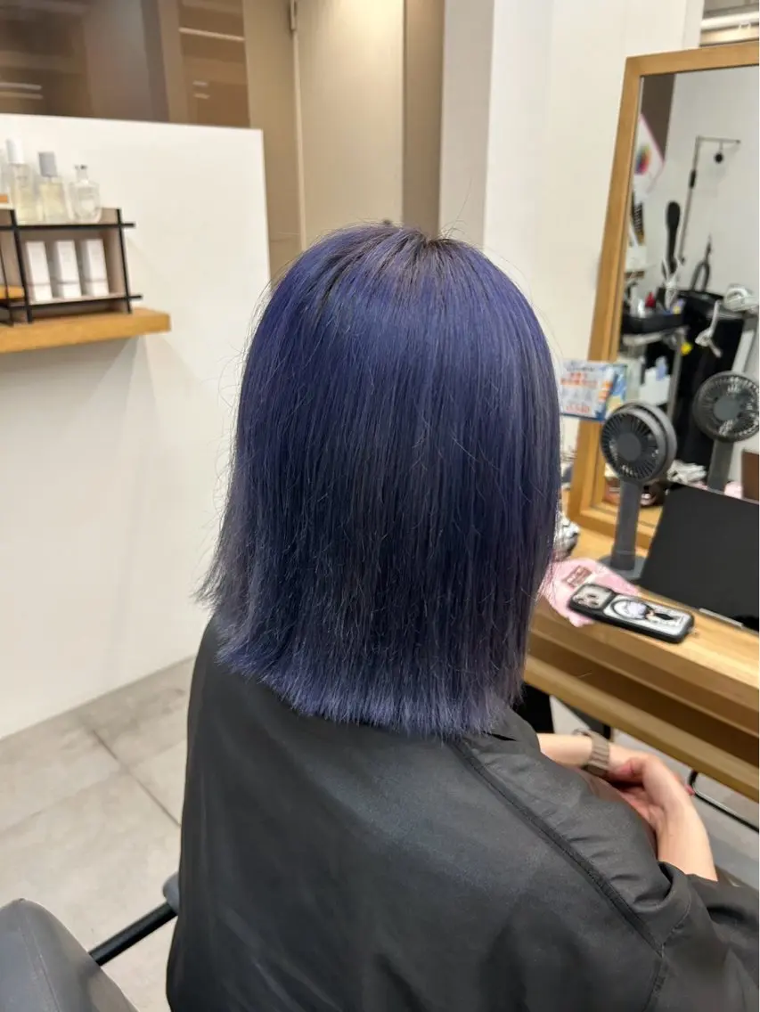 カラー ブリーチ ブルーカラー ブルーバイオレット バイオレットカラー ヘアカラー カラー/メンズカット 🌟なるみももかのヘアスタイル
