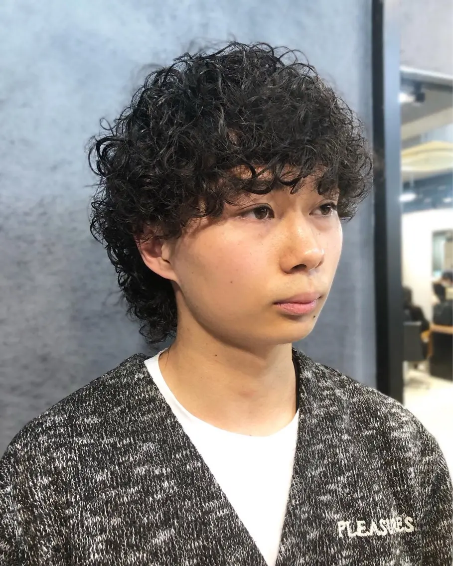 パーマ ヘアアレンジ メンズ メンズパーマ メンズウルフカット ウルフカット カット パーマ トリートメント ヘアセット メンズ特化✂️栗原 侑也のヘアスタイル