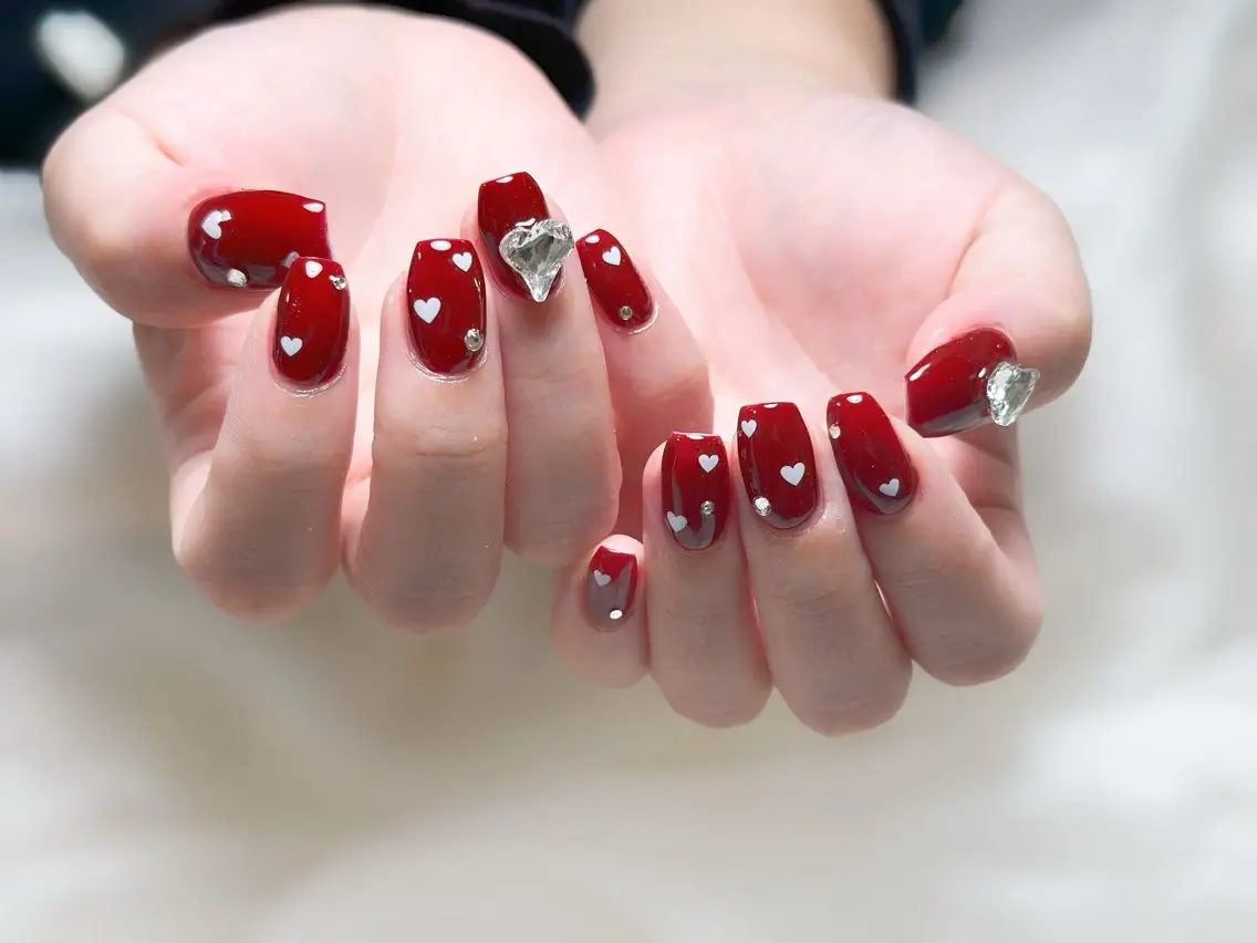 ネイル ハンドネイル Maggie nailクロのネイルデザイン