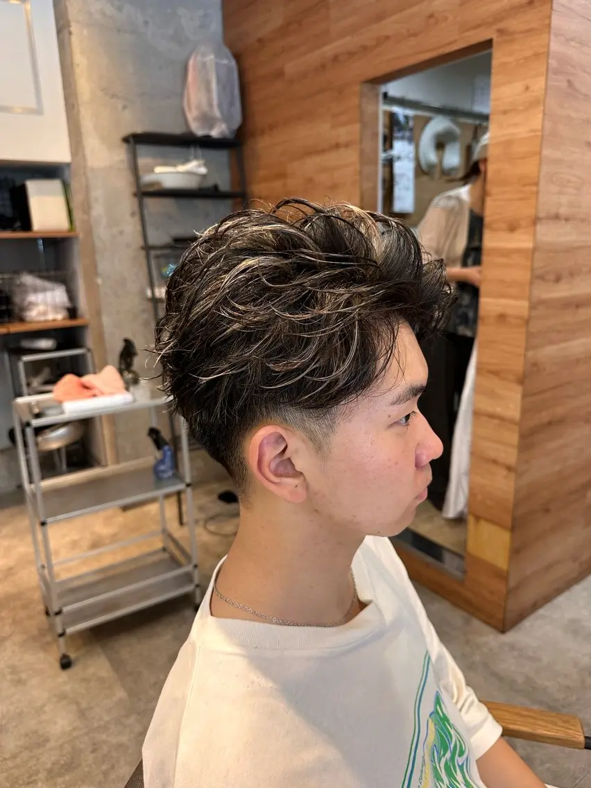 ショート カラー パーマ メンズ カット ヘアカラー 🔥メンズカラー🔥 セヤシュウヘイのヘアスタイル