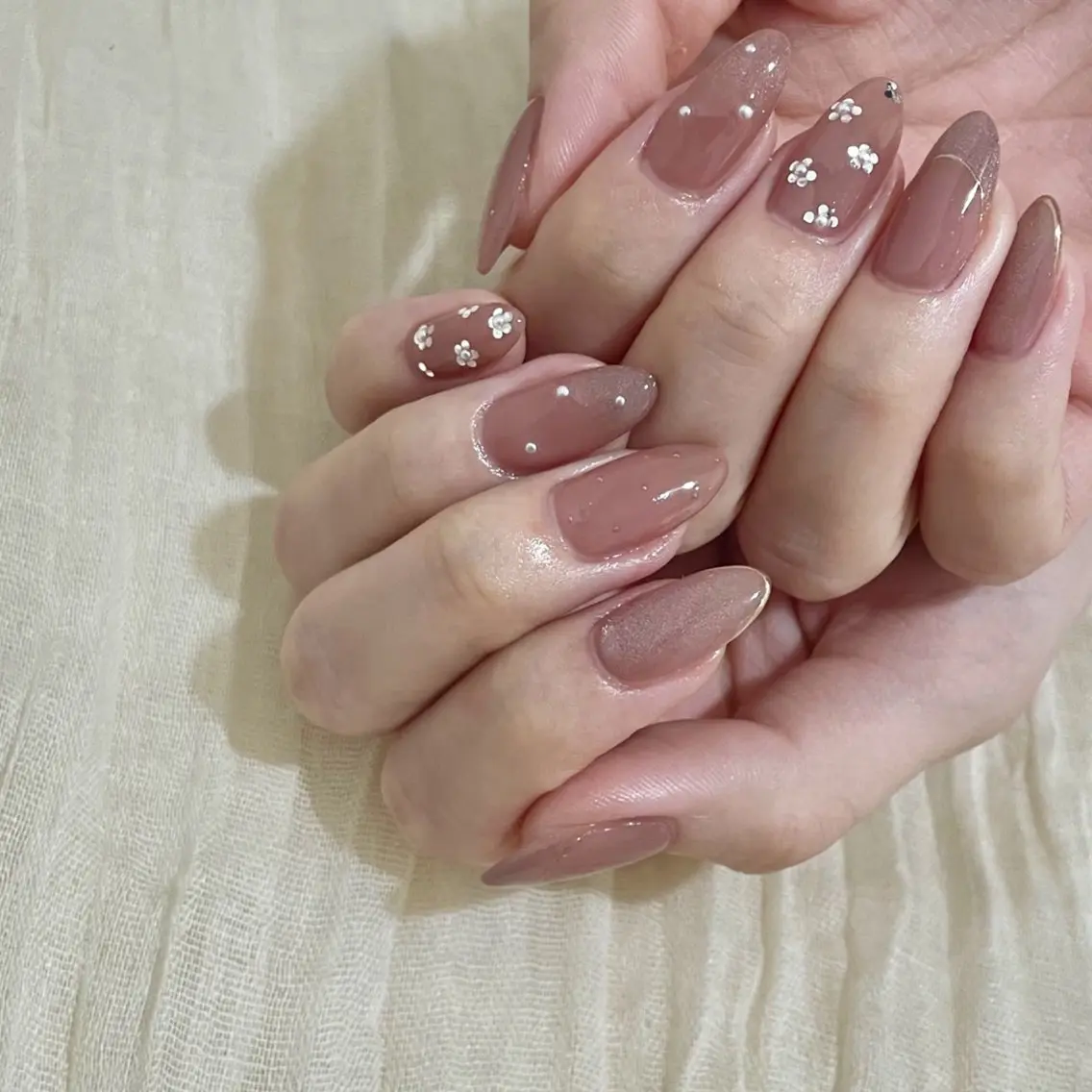 ネイル ハンドネイル ハンドケア m-nail 🌙minamiのネイルデザイン