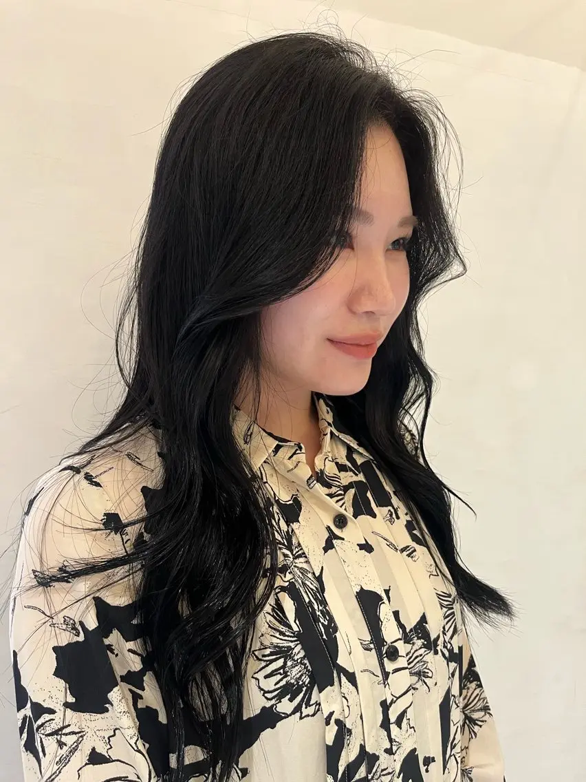 ロング カラー 透明感カラー haruka kobayashiのヘアスタイル