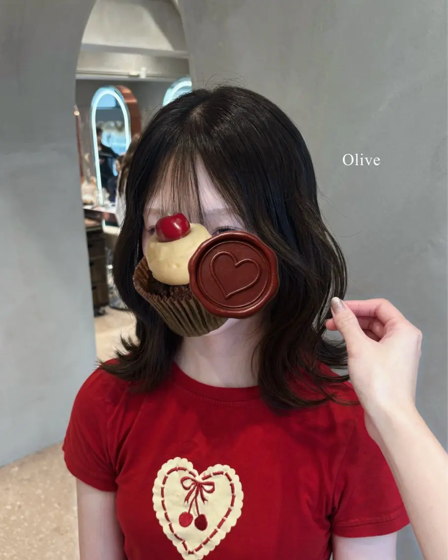 カラー オリーブカラー ヘアカラー ユ ヅのヘアスタイル