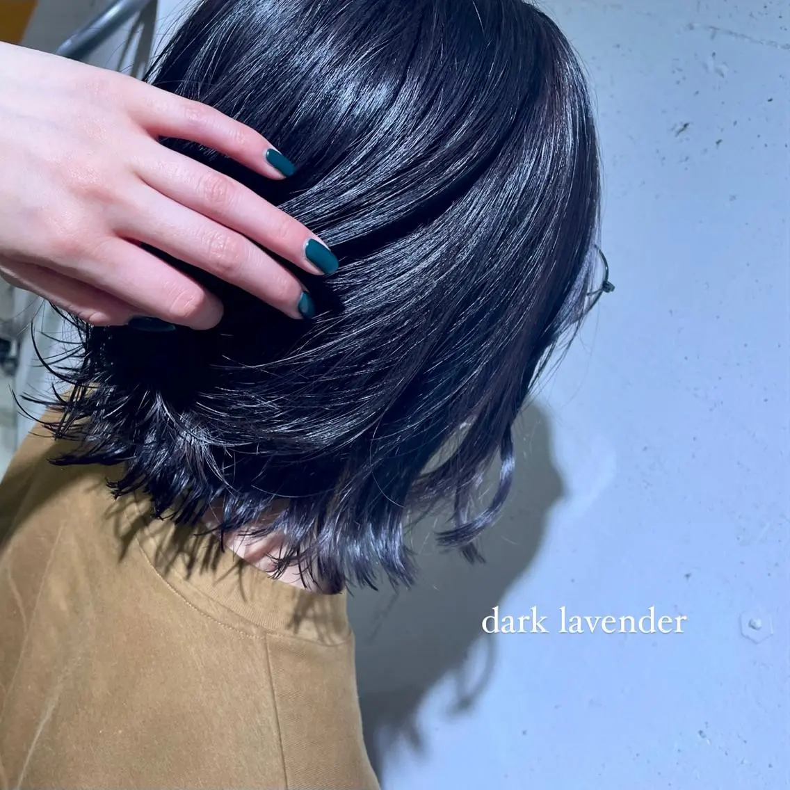 セミロング 山岸 朱里のヘアスタイル