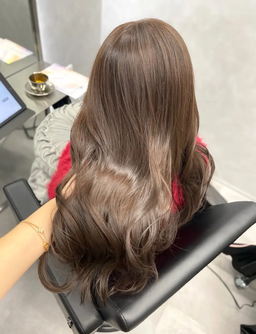 ロング ヘアカラー トリートメント 🤍FUWARI🤍 完全個室マンツーマンのヘアスタイル