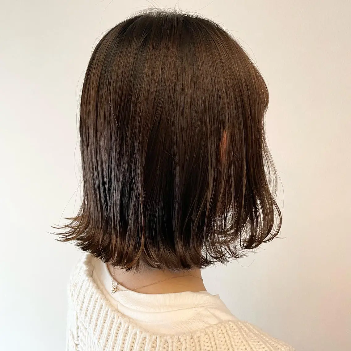 ミディアム 切りっぱなしボブ ボブ 杉原 向日梨のヘアスタイル