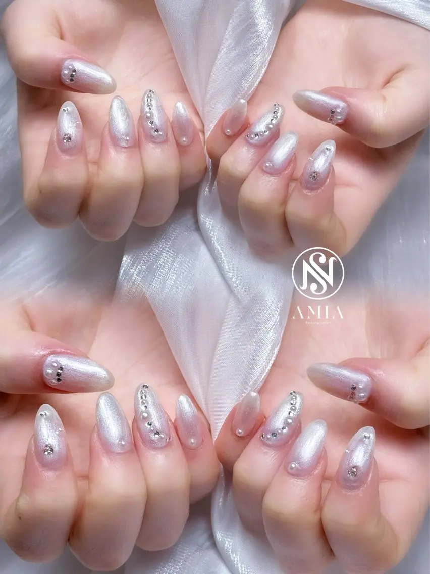 セミロング ハンドネイル 🌟AMIA BEAUTY🌟のネイルデザイン