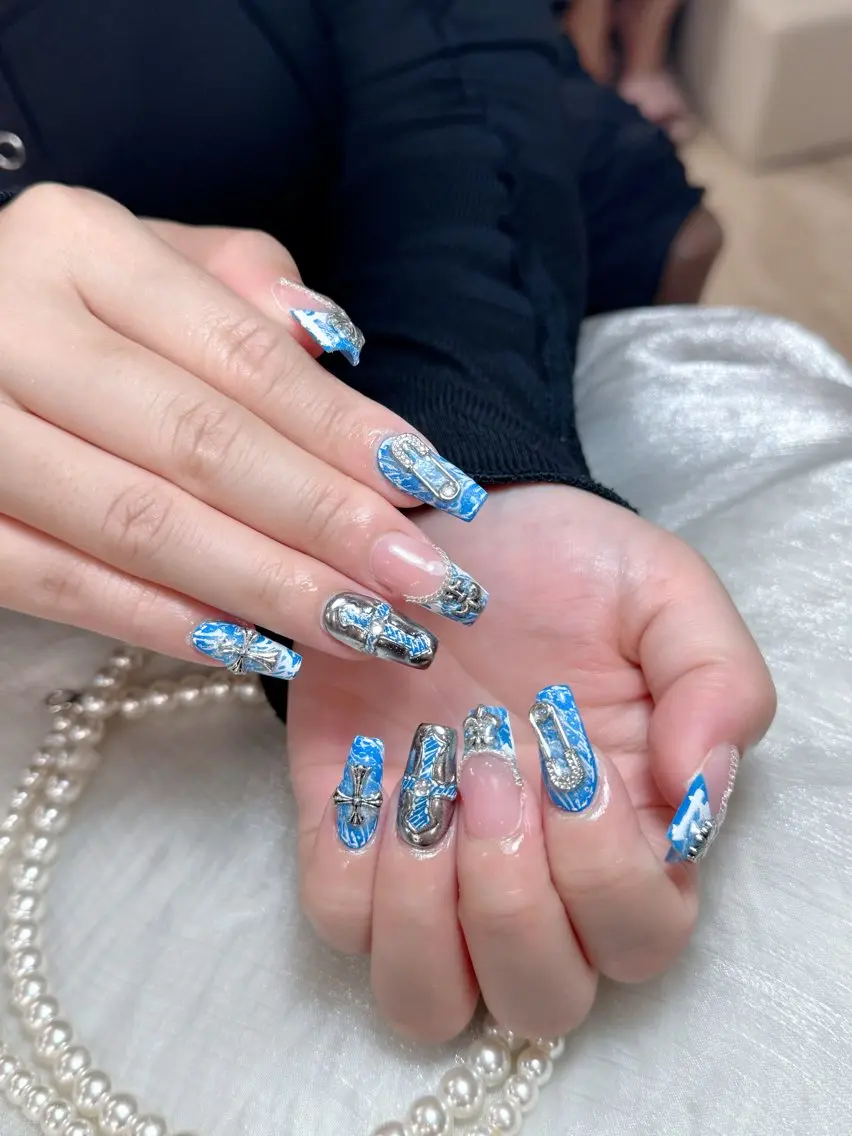 ネイル ハンドネイル mochi nailsのネイルデザイン
