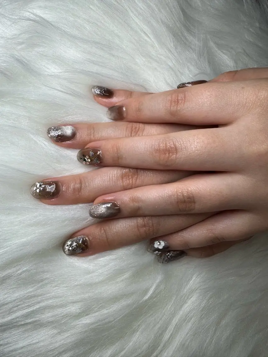 ネイル グラデーション マグネットネイル Glitter Nailのネイルデザイン