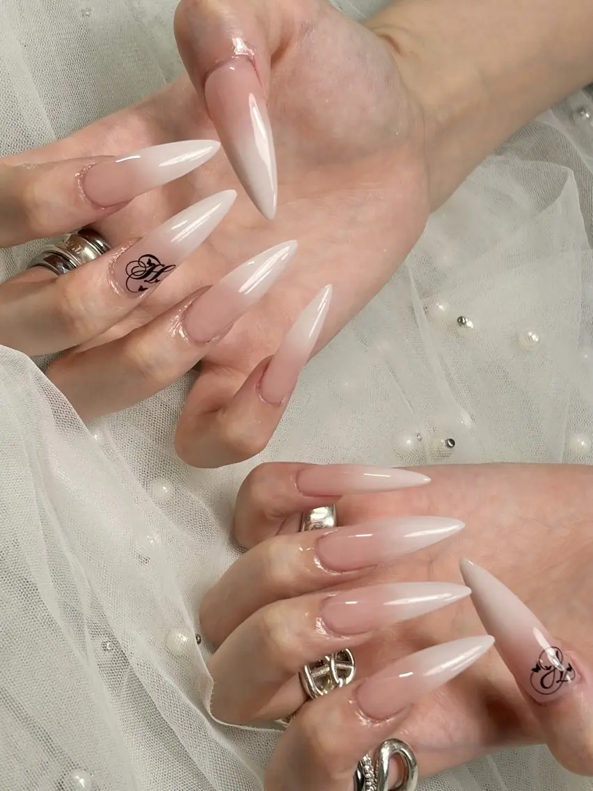 ネイル Y's nailのネイルデザイン