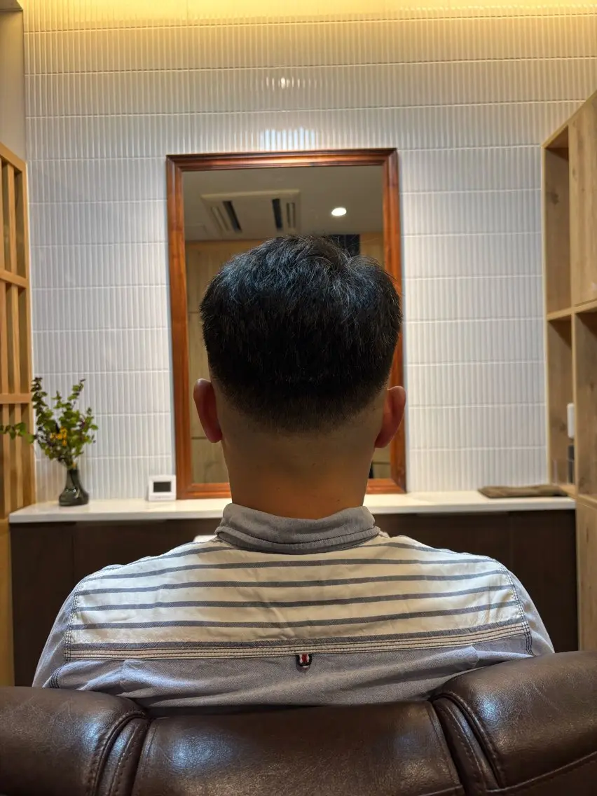 ショート メンズ フェードカット スキンフェード 竹内 美桜のヘアスタイル