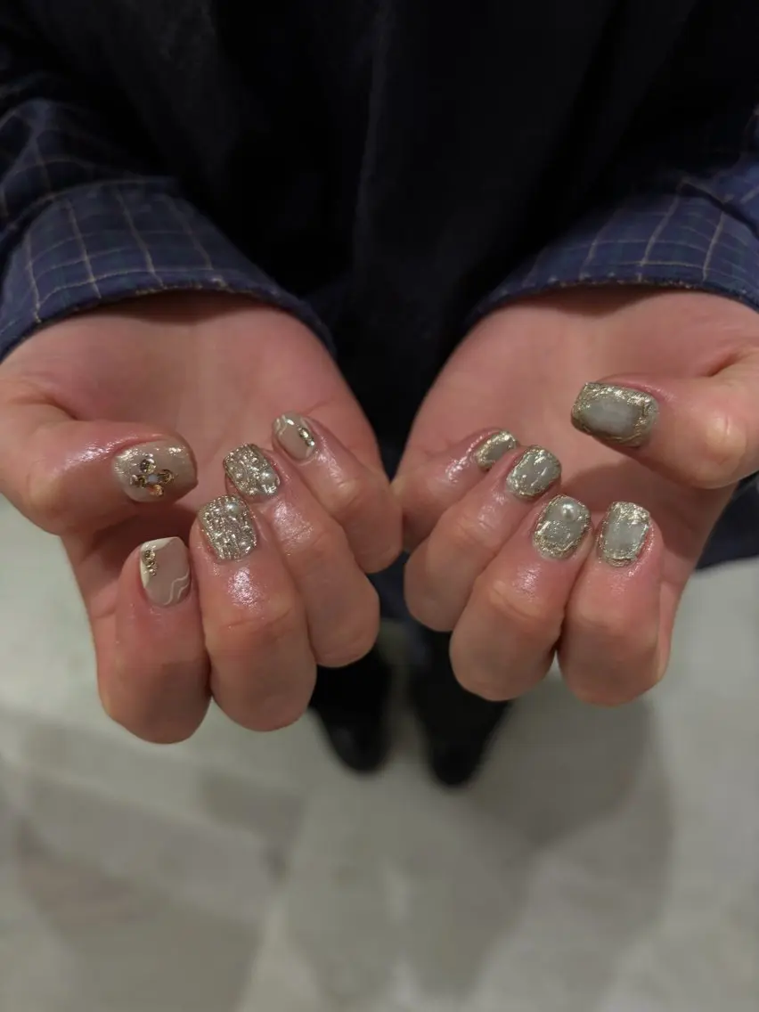 ネイル Hi,nail mahoのネイルデザイン