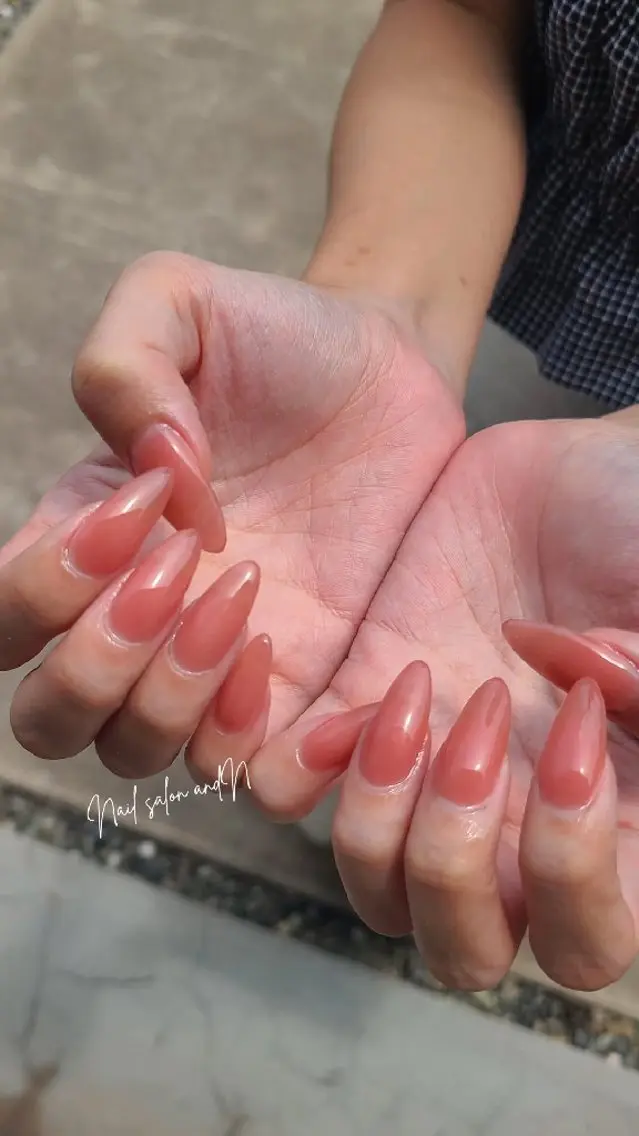 ネイル and Nのネイルデザイン